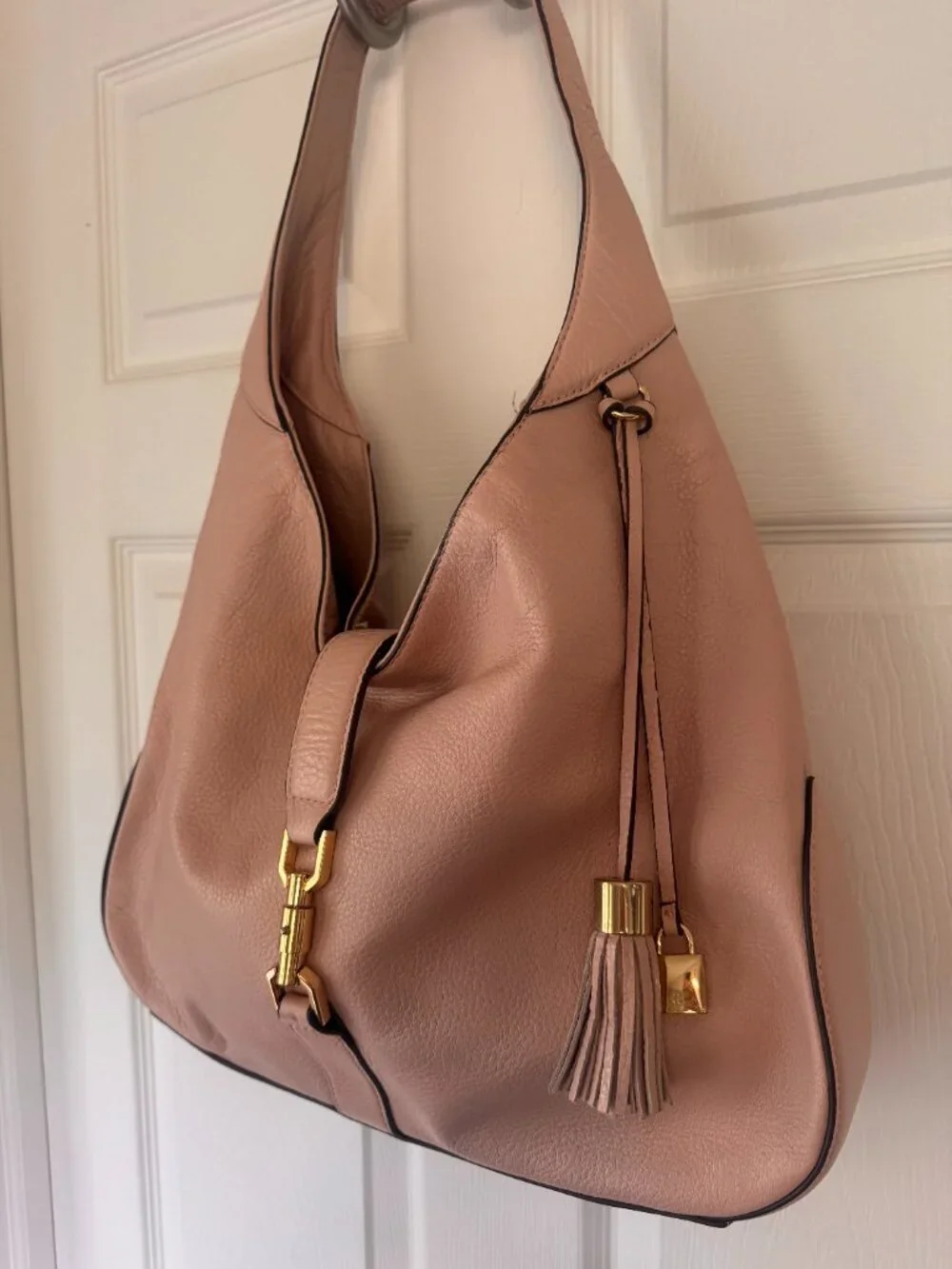 Soft & Sophisticated! G.I.L.I. Blush Pink Leather Hobo Bag